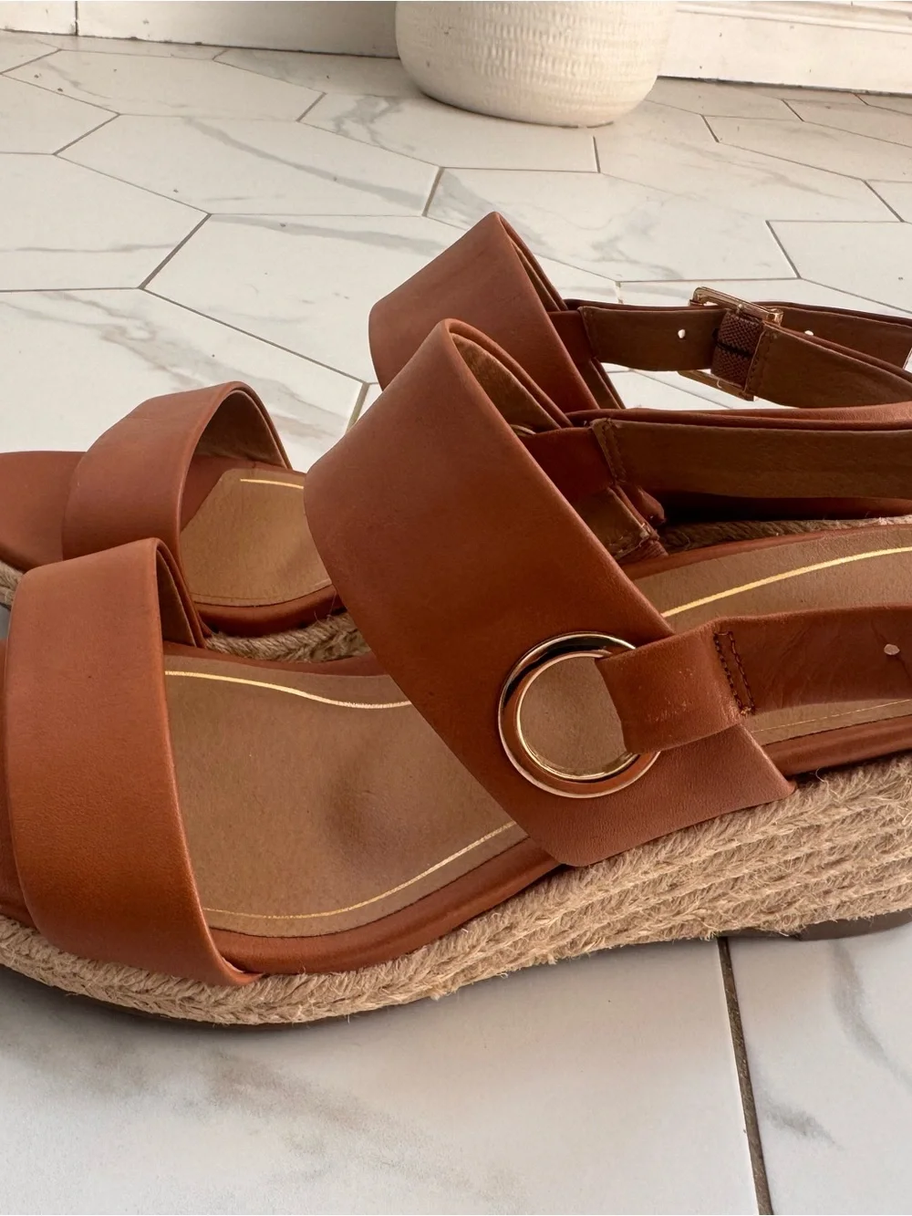 Vionic Tulum Espadrille Wedge in Brown Leather with Gold Hardware Slingback 9.5